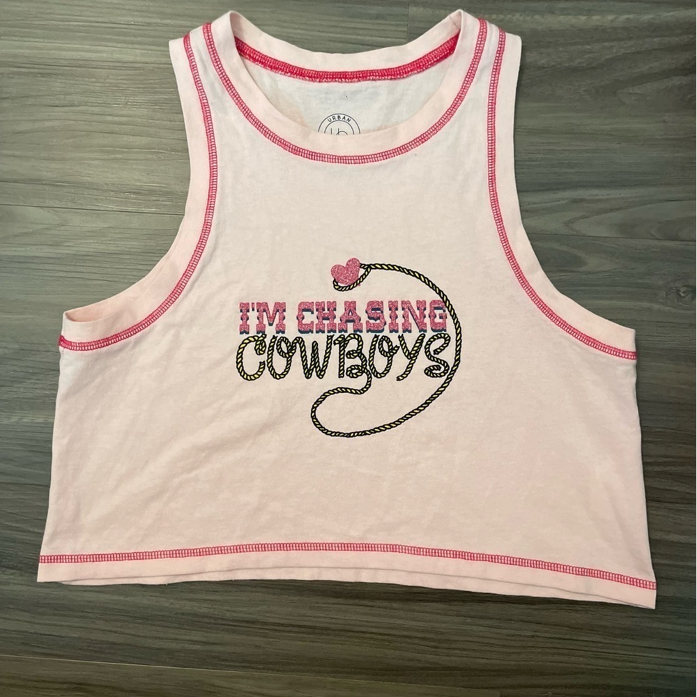 Urban Outfitters Women’s Pink “I’m Chasing Cowboys Graphic Tank Top size S